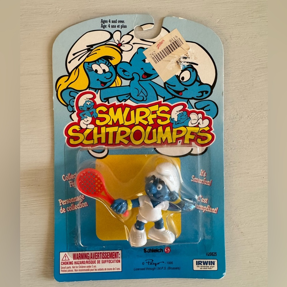 Vintage tennis smurf - new in package. Irwin Toys.